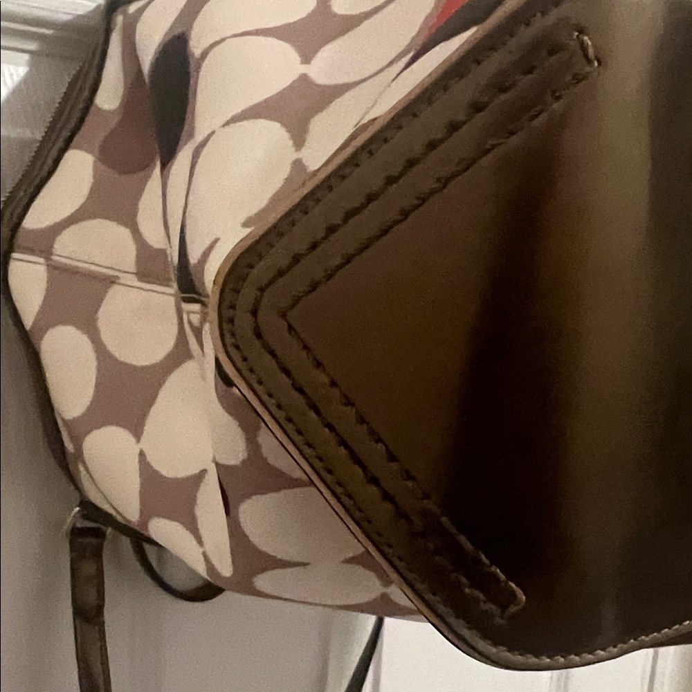 Coach Dot and Stripe Tote - Brown and Red - Picture 7 of 8